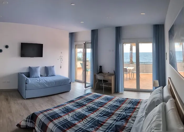 La Terrazza Sul Mare Modern Apartment